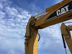 v2 Chassis - Excavator with 