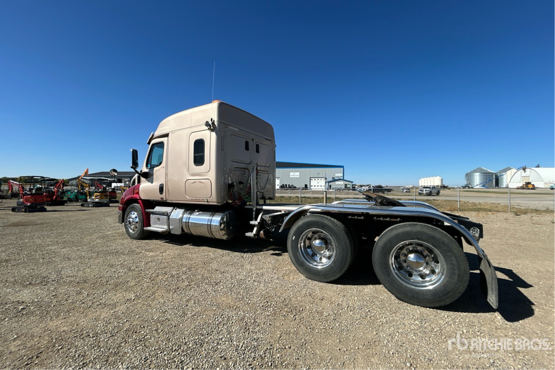 CAMIóN CAMAROTE 2017 FREIGHTLINER