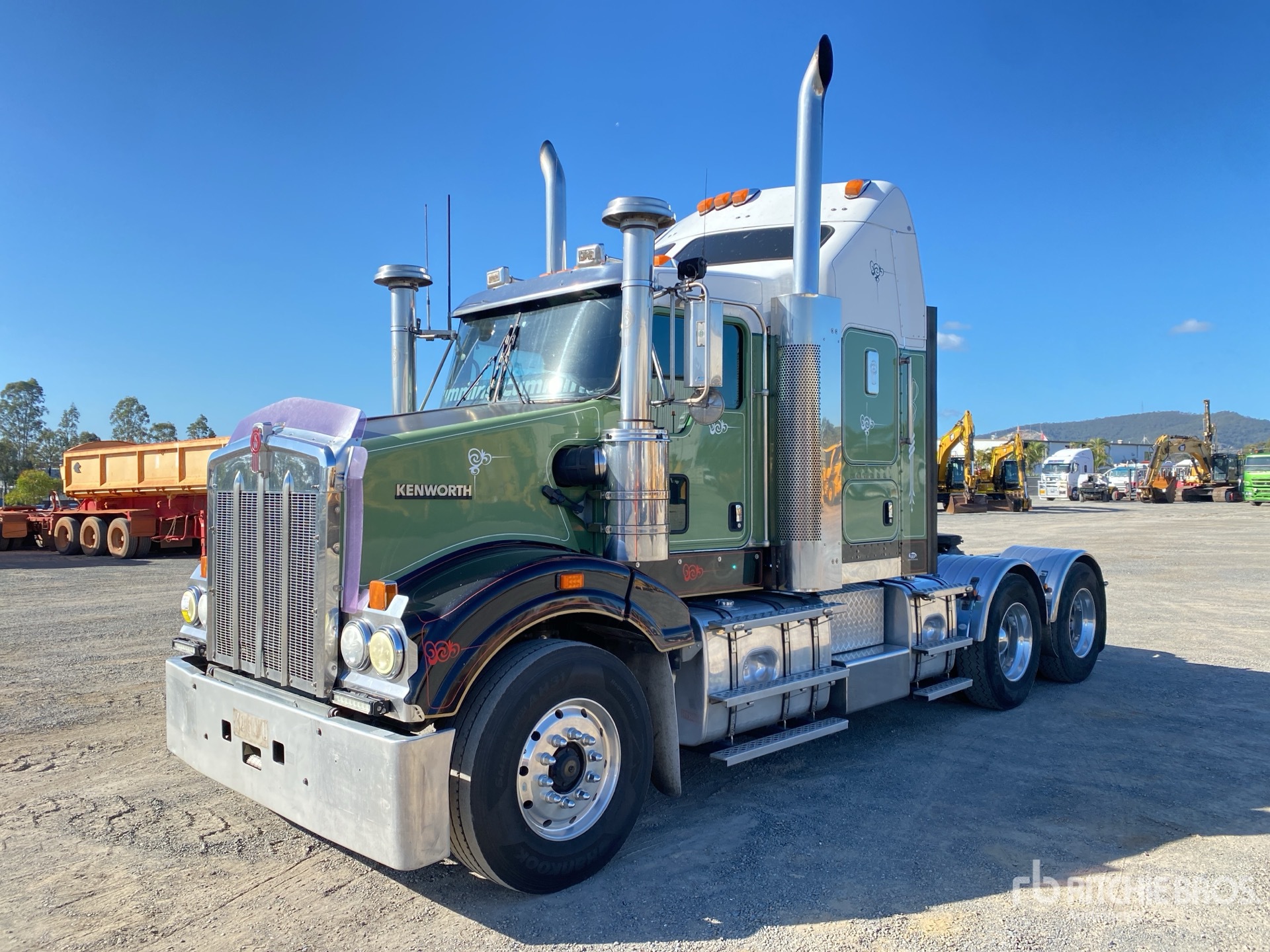 General Appearance with Image, coin avant droit