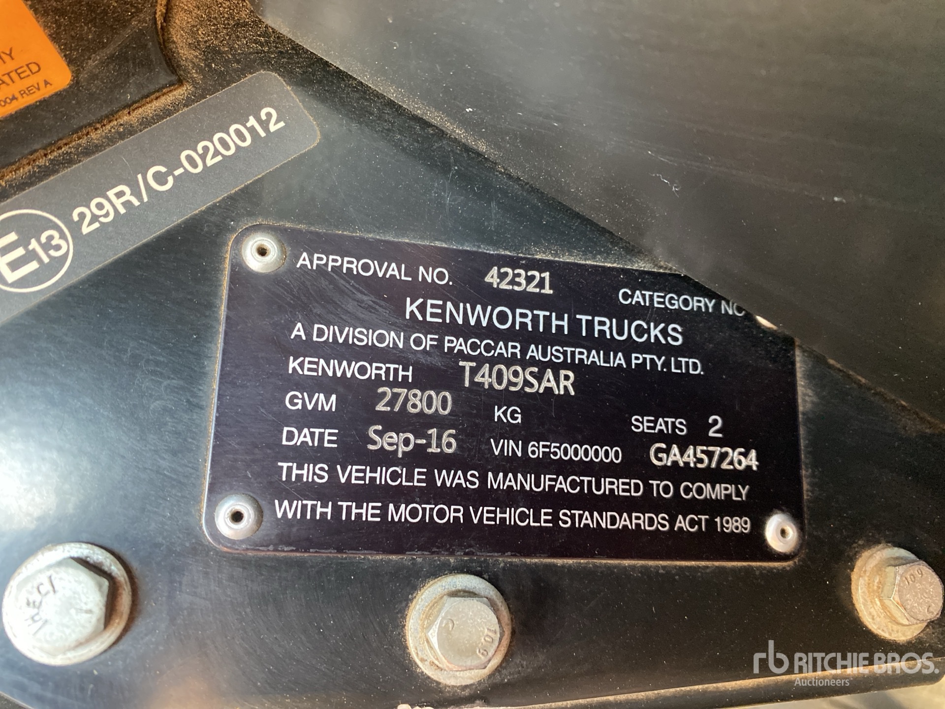 General Appearance with Numéro de série/Numéro d'identification du véhicule automobile