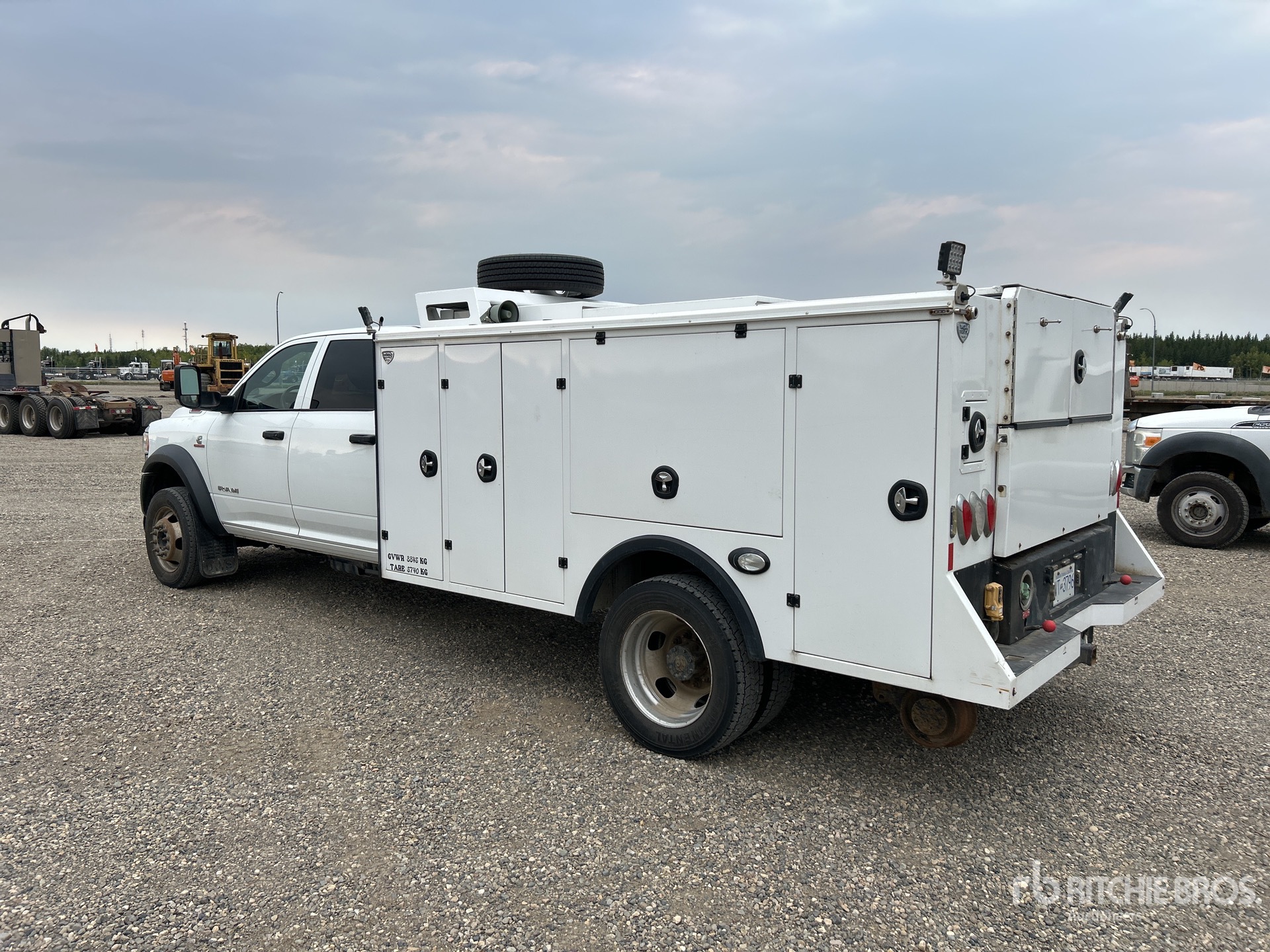 General Appearance with Picture, Left Rear Corner