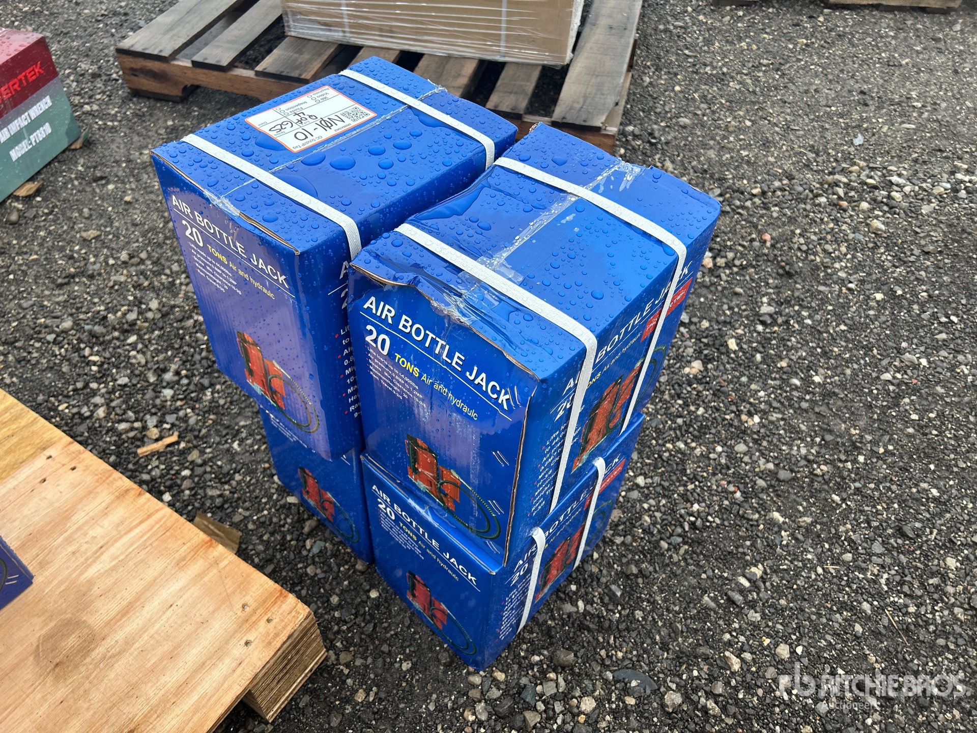 General Appearance with Bild, Ecke hinten links