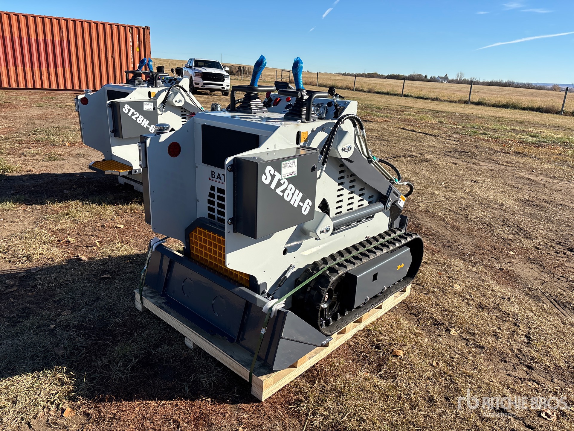 MINI CARGADOR SOBRE ORUGAS 2025 COMPAC ST28H6