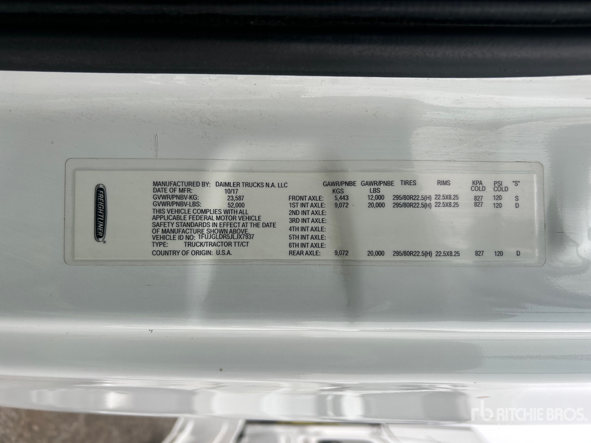General Appearance with Numéro de série/Numéro d'identification du véhicule automobile