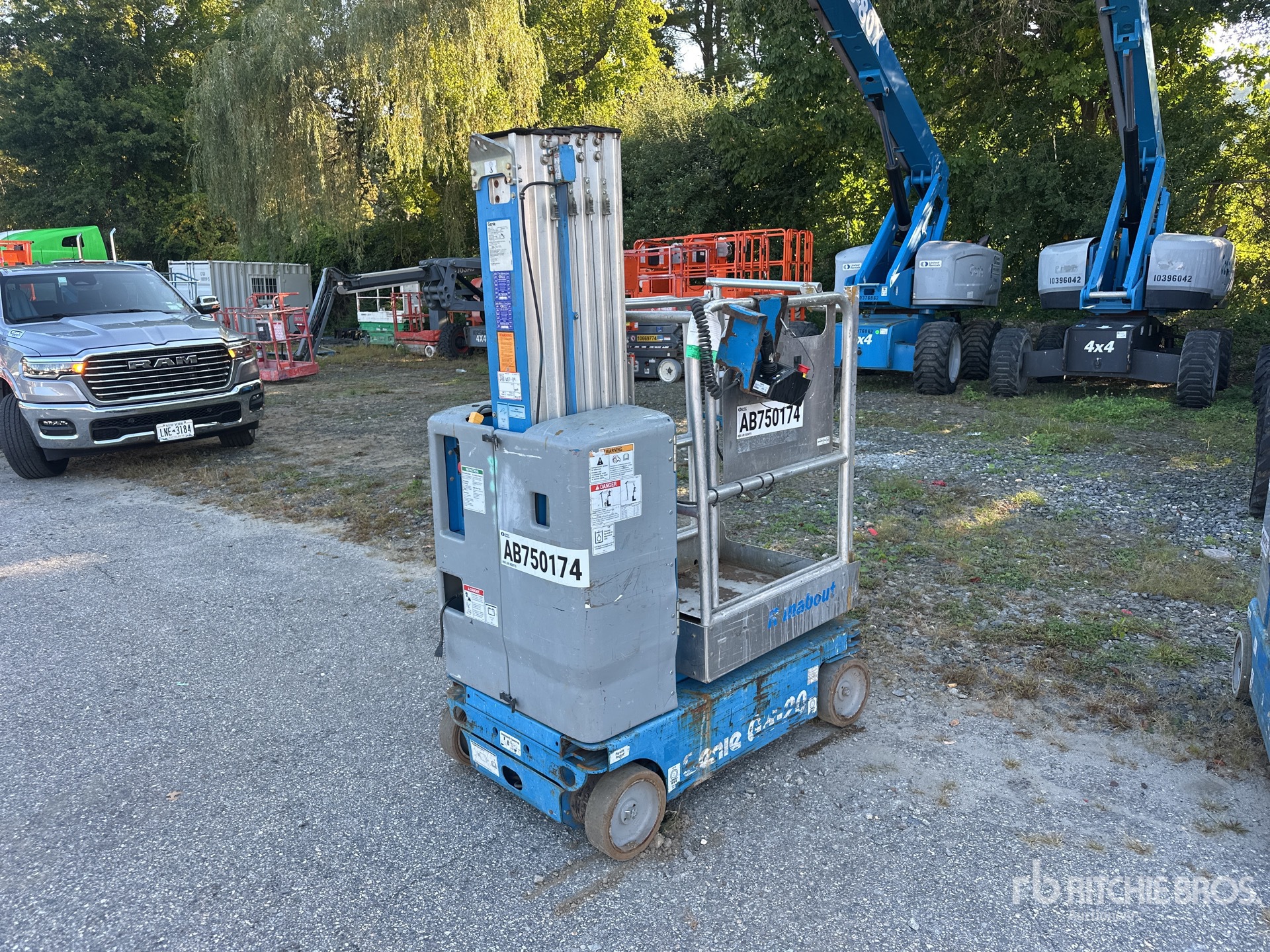 General Appearance with Picture, Right Rear Corner