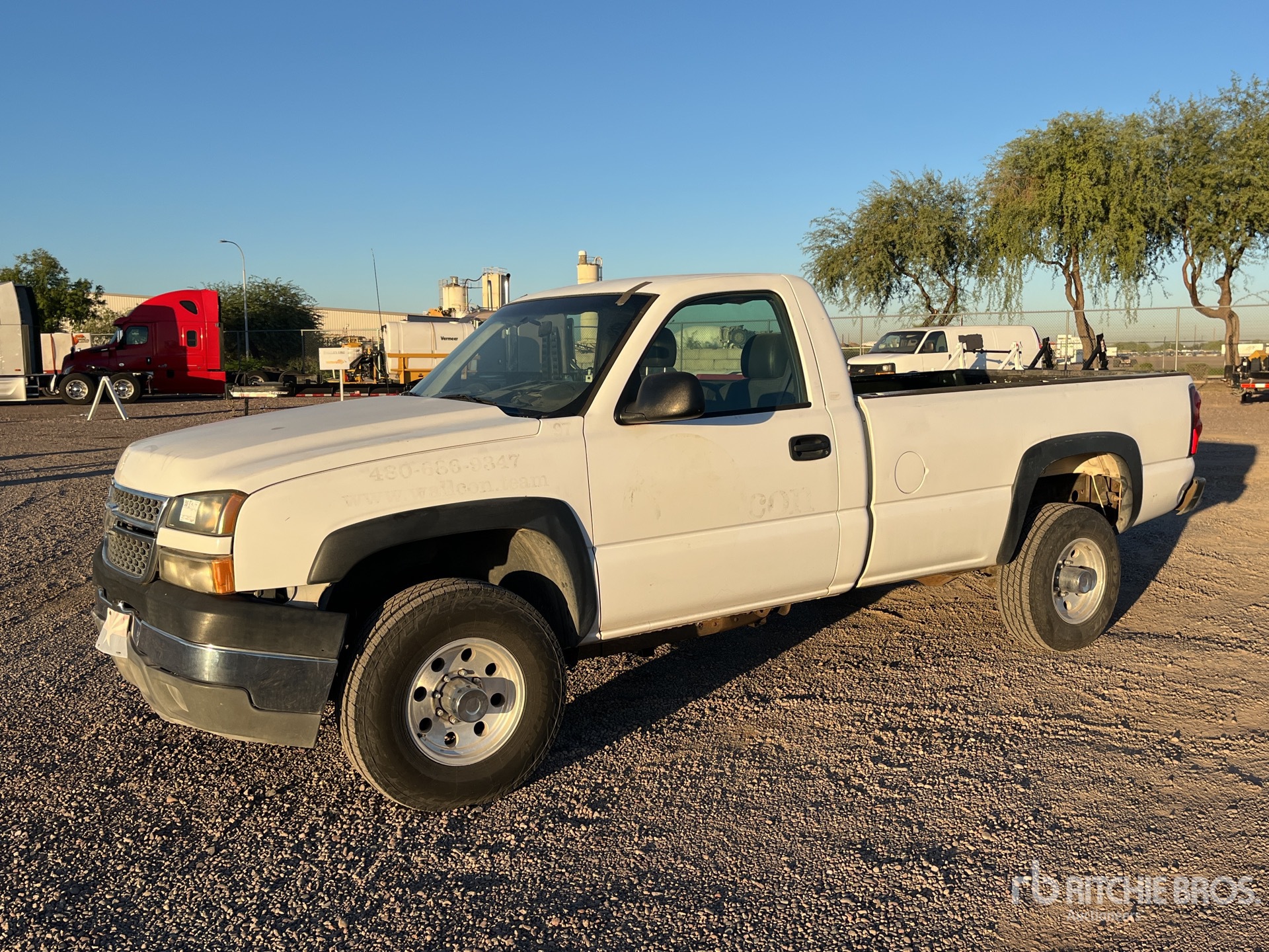 General Appearance with Picture, Left Front Corner