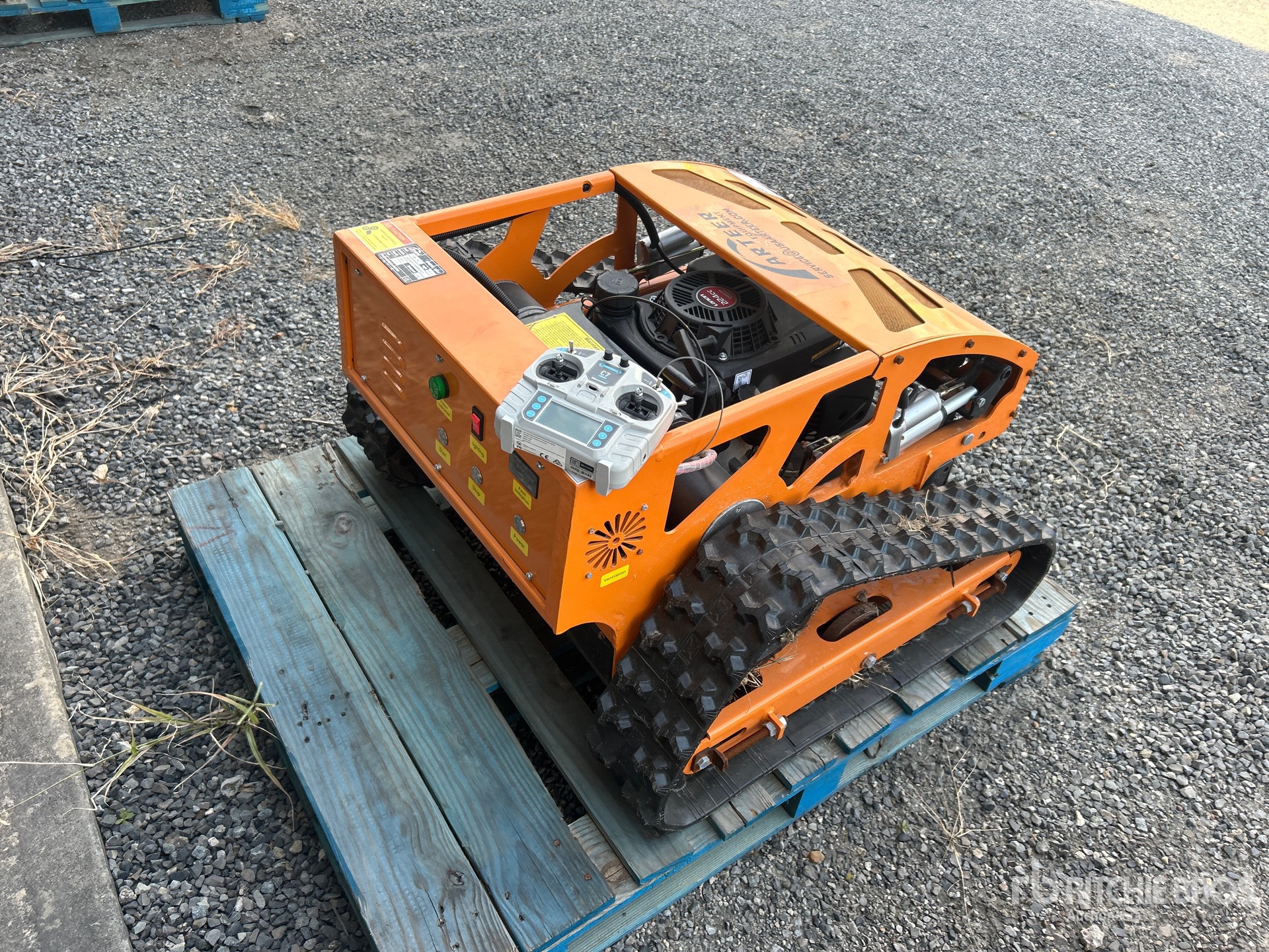 General Appearance with Picture, Right Rear Corner