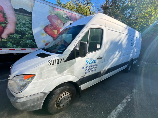 2013 Freightliner Sprinter 3500 Cargo Van (Inoperable)