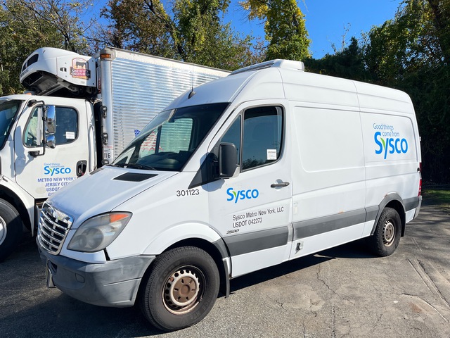 2013 Freightliner Sprinter 2500 4x2 Cargo Van