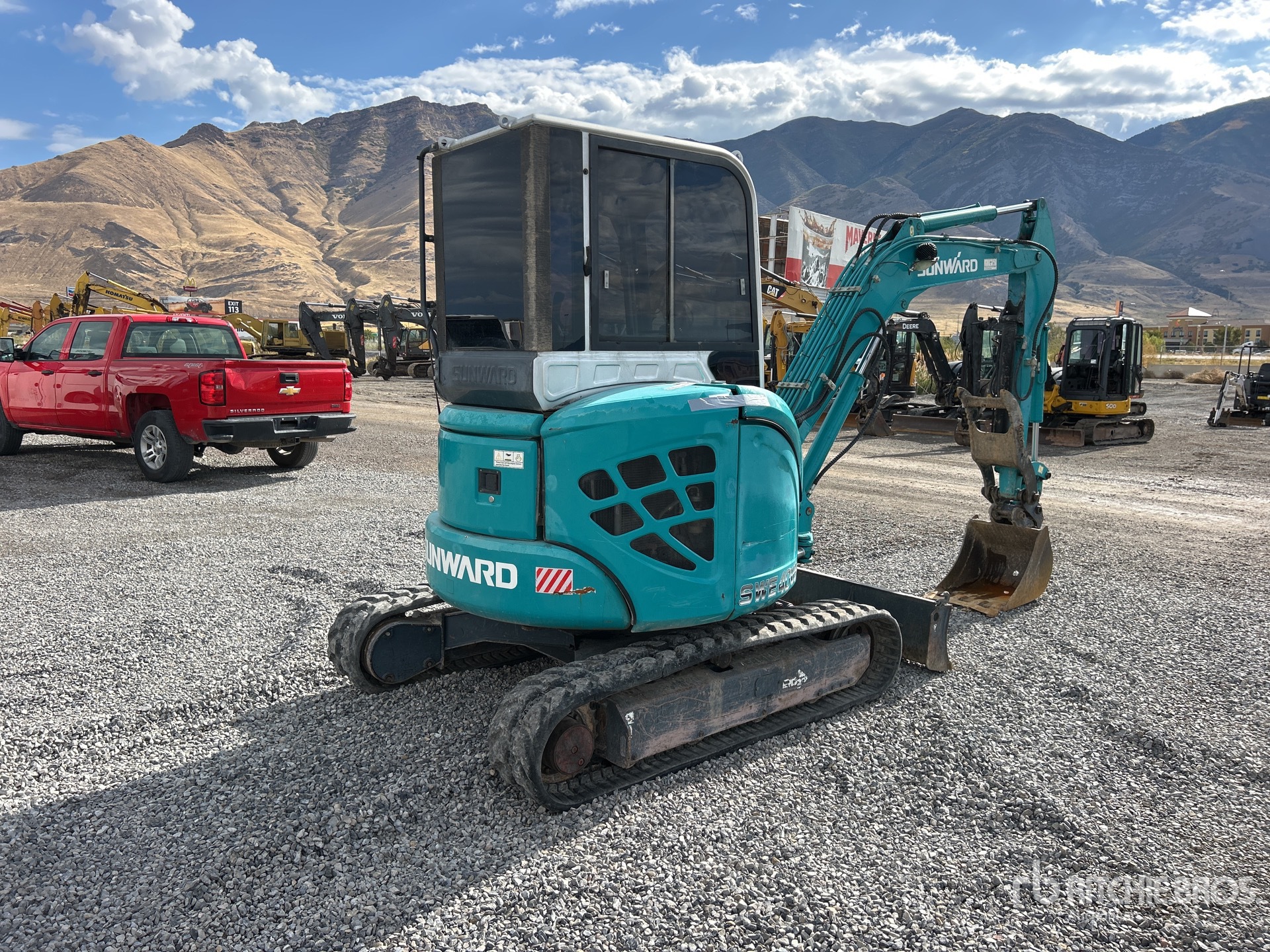 General Appearance with Picture, Right Rear Corner