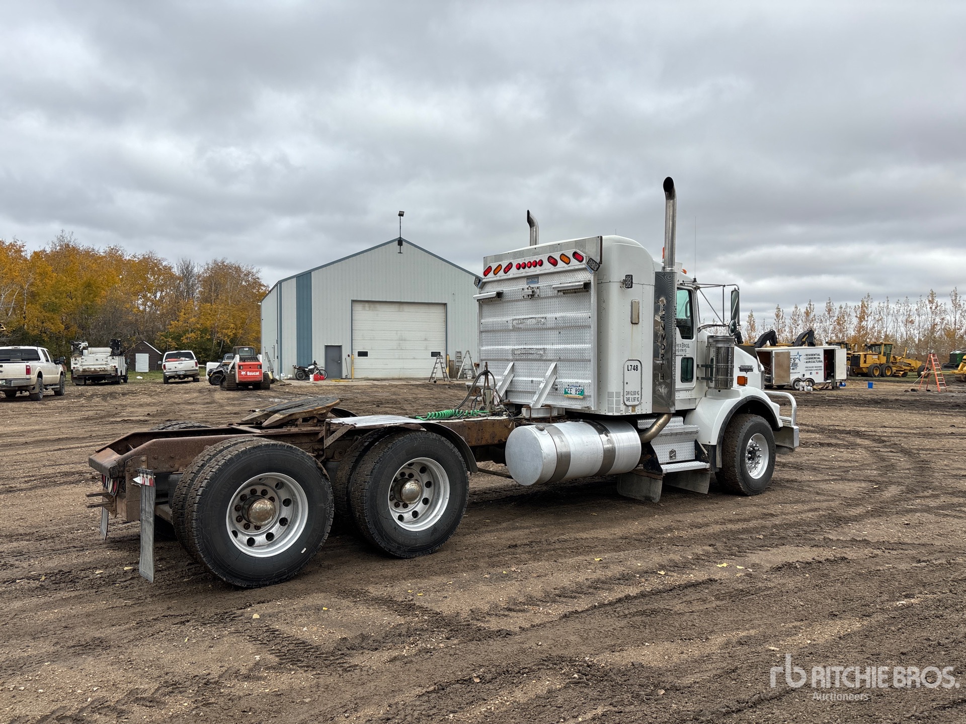 General Appearance with Picture, Right Rear Corner