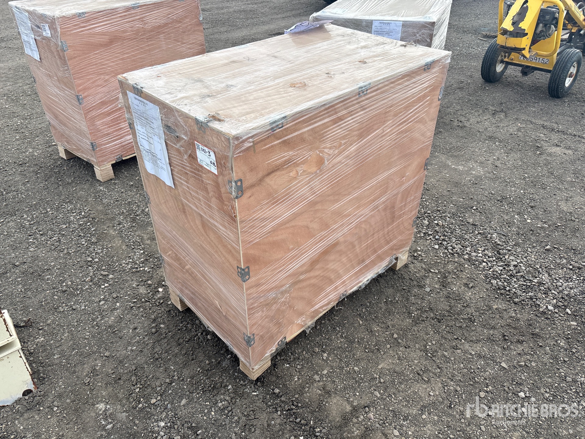 General Appearance with Picture, Right Rear Corner