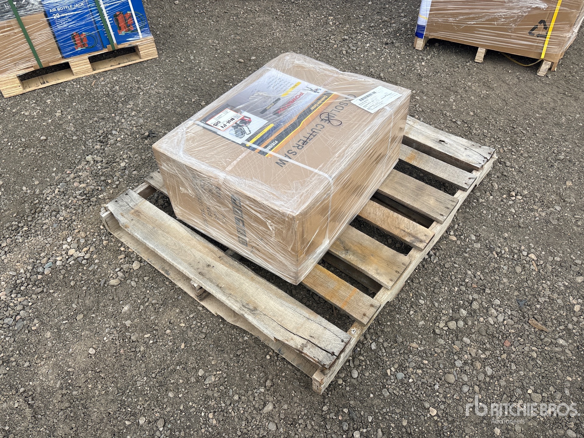 General Appearance with Foto, angolo anteriore sinistro