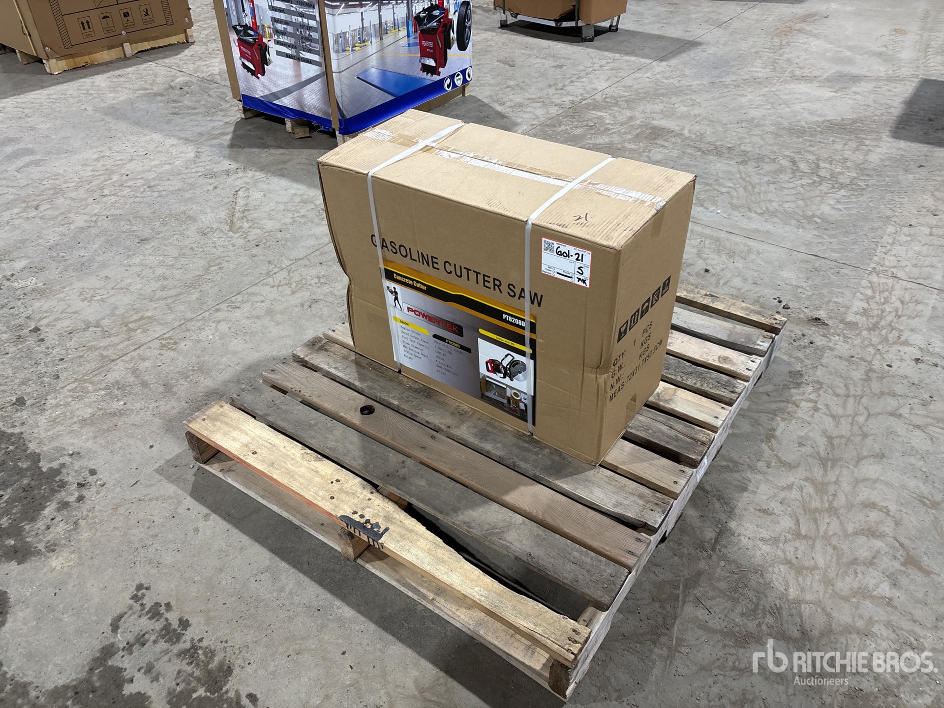 General Appearance with Picture, Left Front Corner