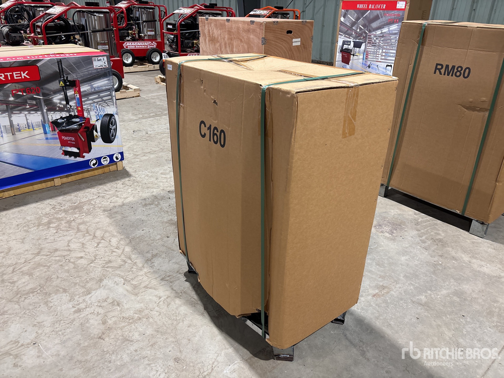 General Appearance with Bild, Ecke hinten rechts