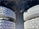 4 Underbody - Truck with 