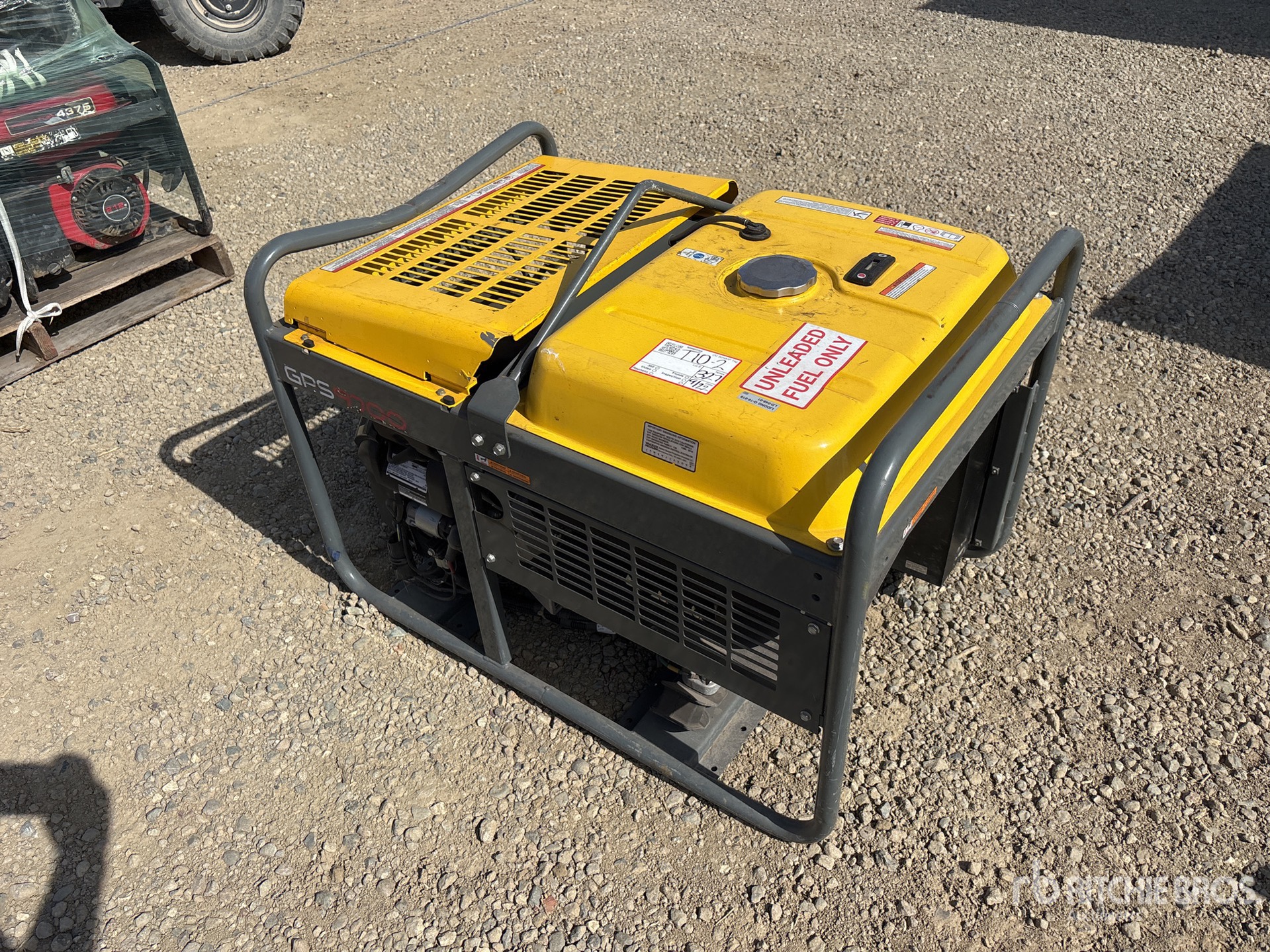 General Appearance with Picture, Right Rear Corner