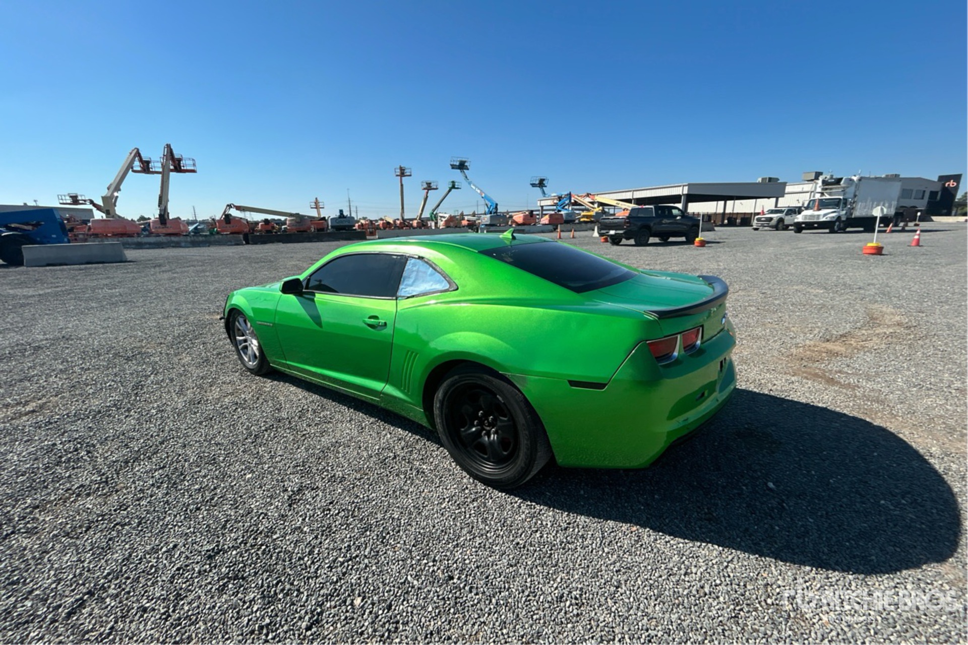 General Appearance with Picture, Left Rear Corner