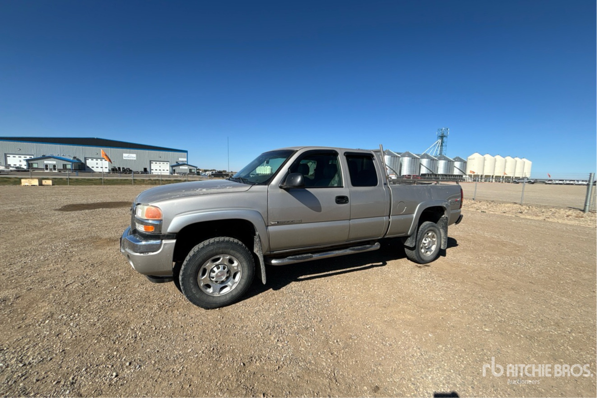 General Appearance with Picture, Left Front Corner