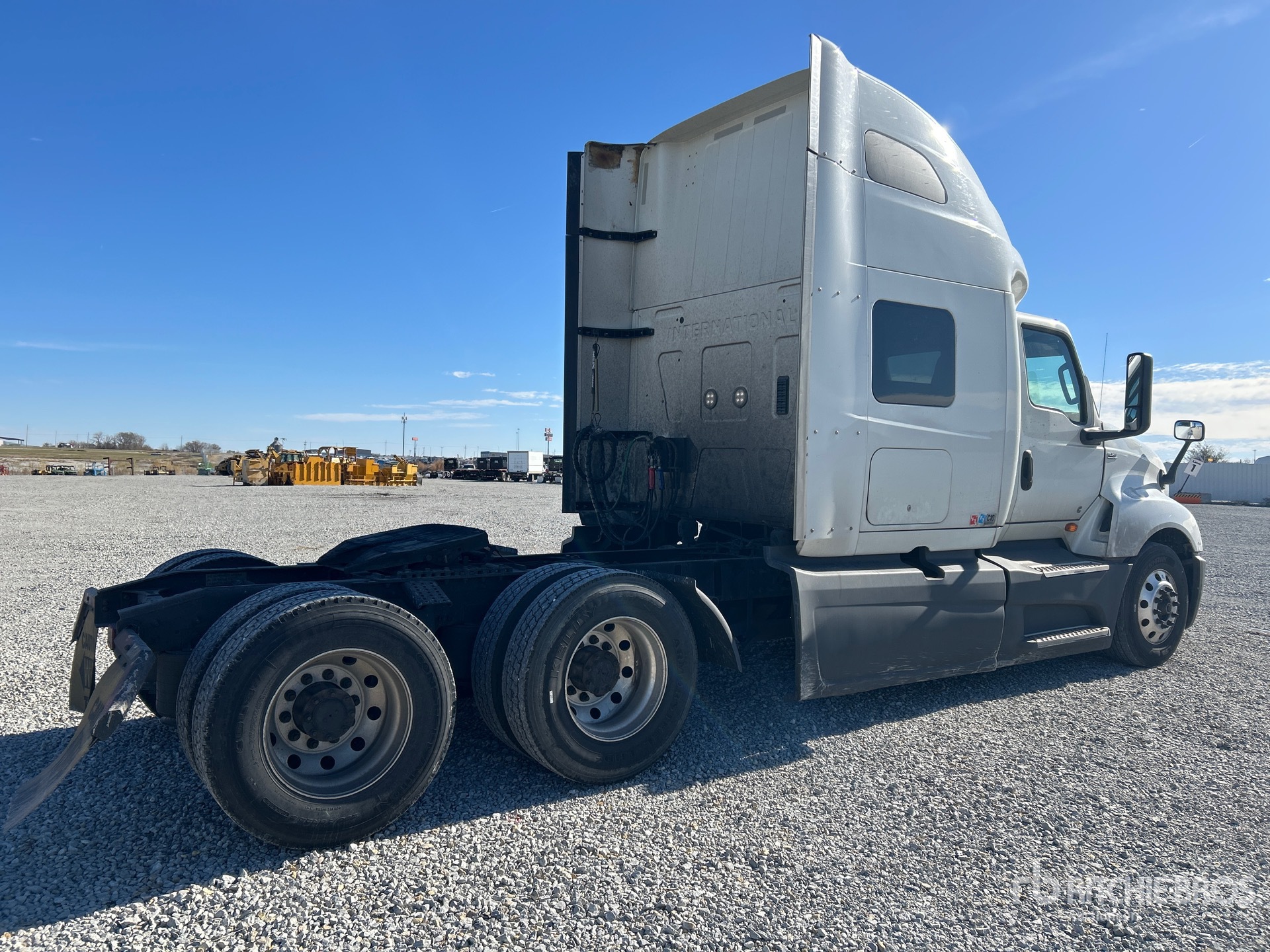 General Appearance with Image, coin arrière droit