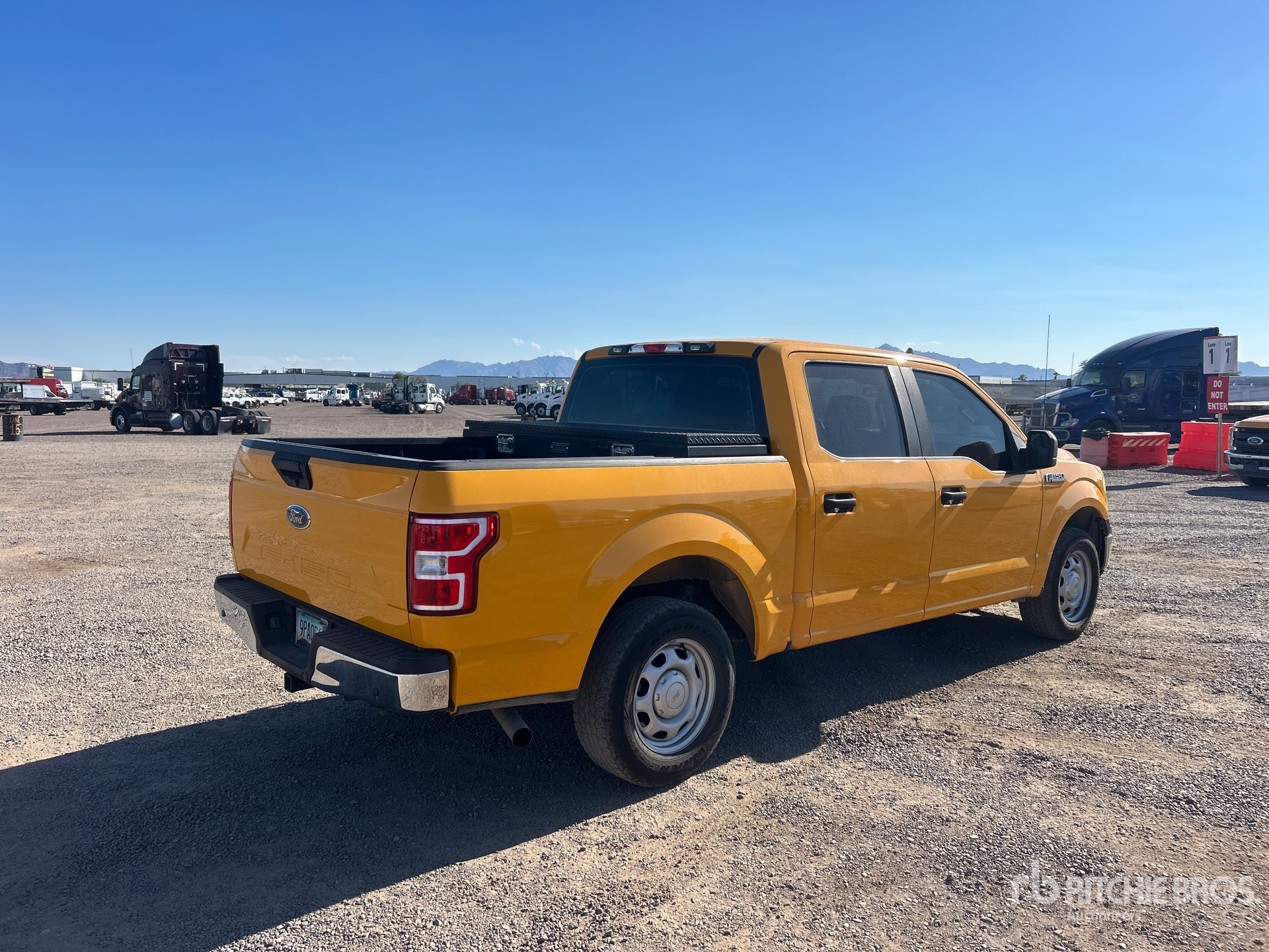 General Appearance with Picture, Right Rear Corner