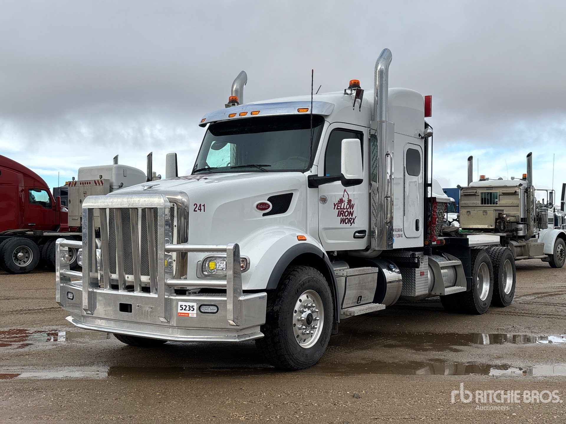 General Appearance with Picture, Left Front Corner