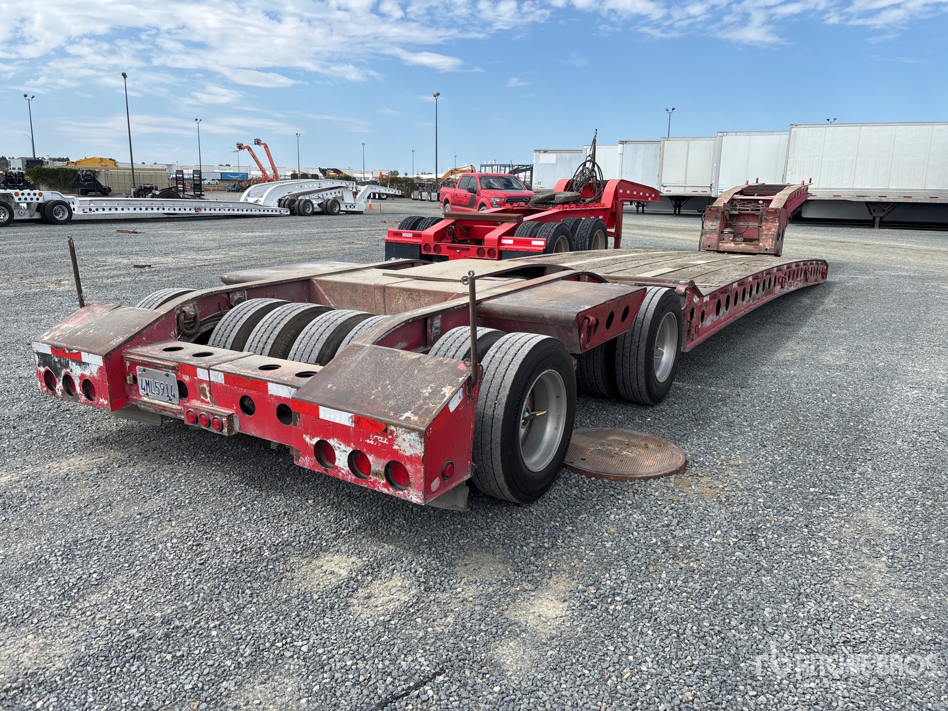 General Appearance with Picture, Right Rear Corner