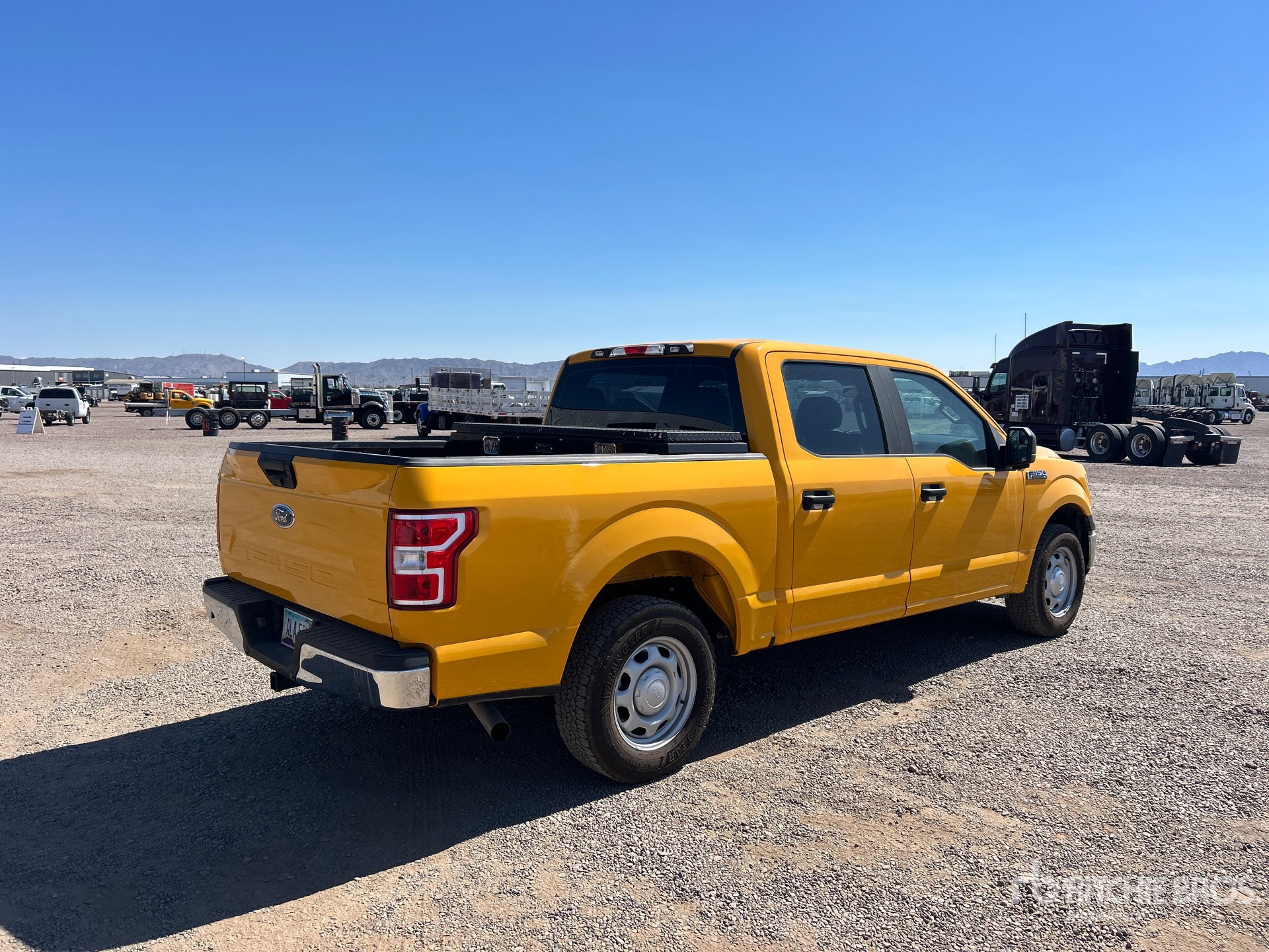 General Appearance with Picture, Right Rear Corner