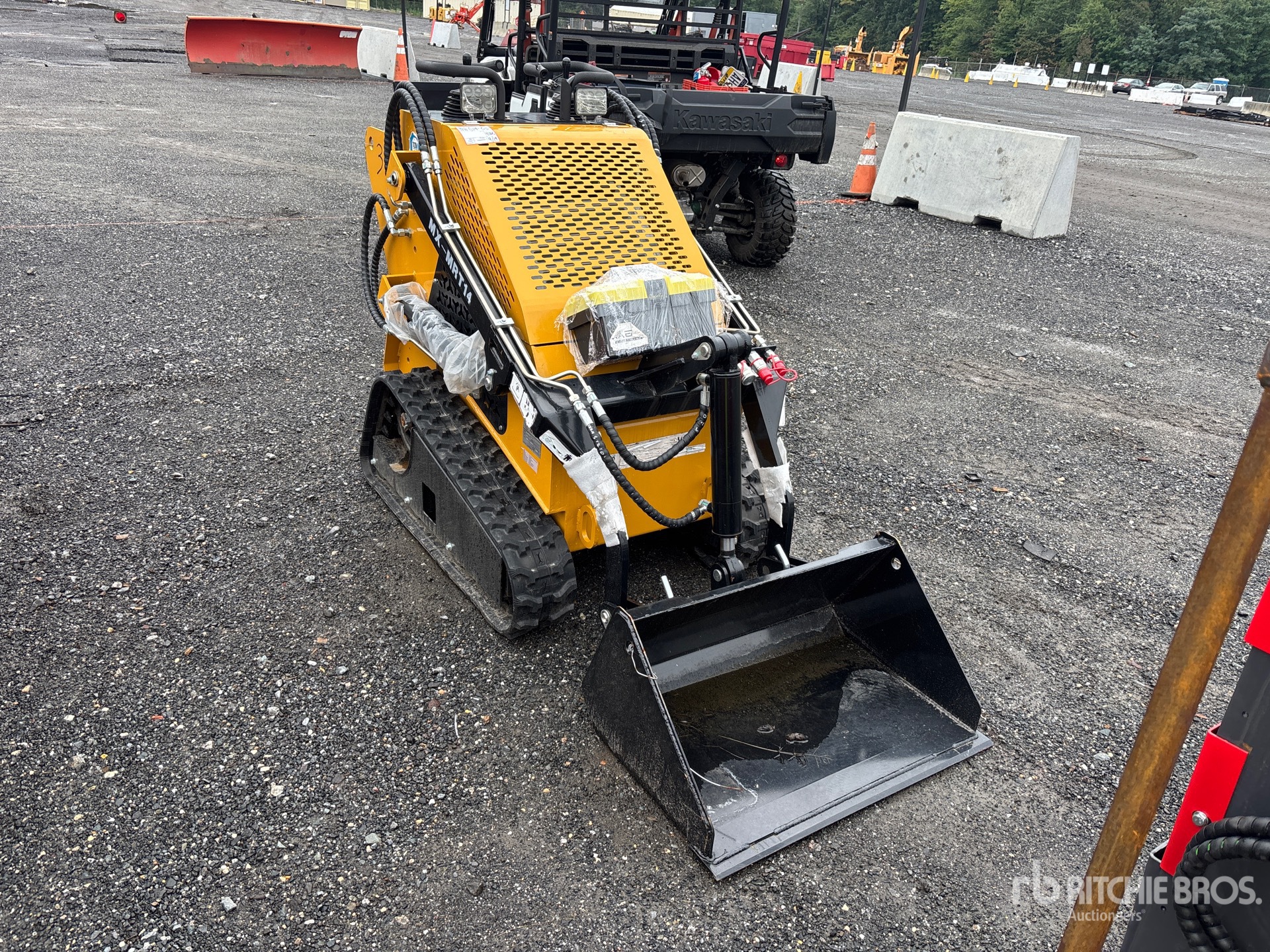 MINI CARGADOR SOBRE ORUGAS COMPACTO 2024 COMPAC MXMRT14