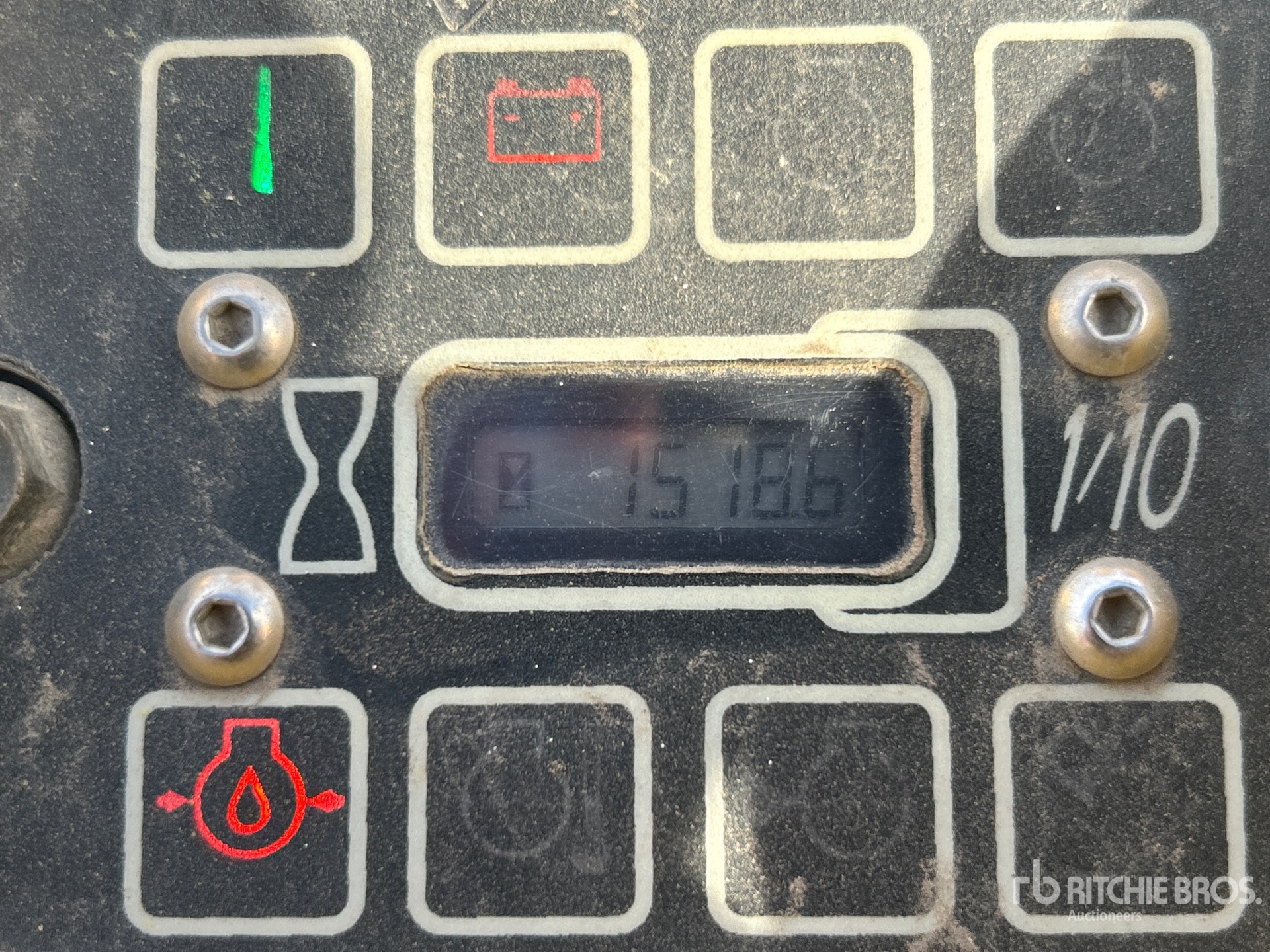 General Appearance with Hour Meter / Odometer