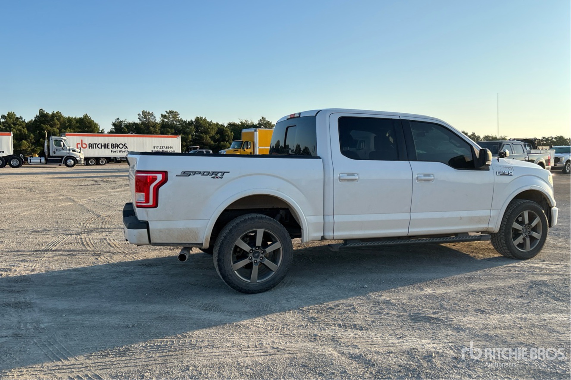 General Appearance with Picture, Right Rear Corner