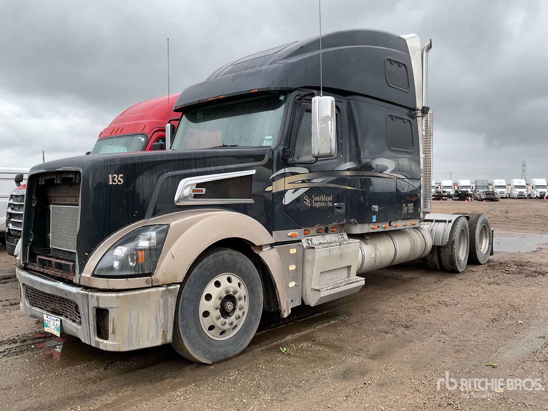 General Appearance with Foto, angolo anteriore sinistro