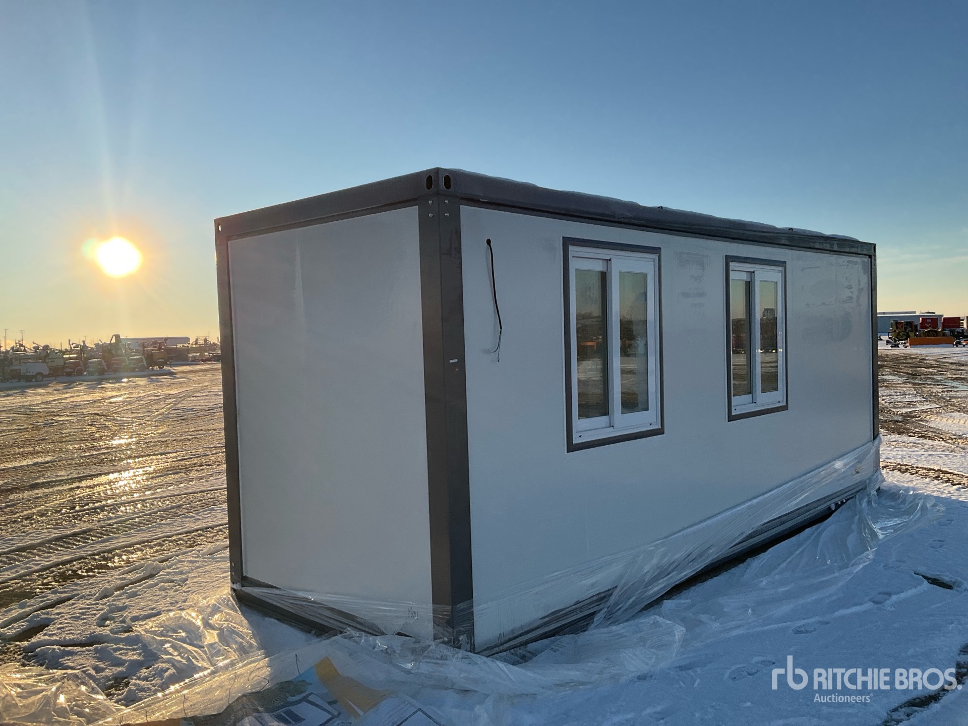 Aspect général with Image, coin arrière gauche