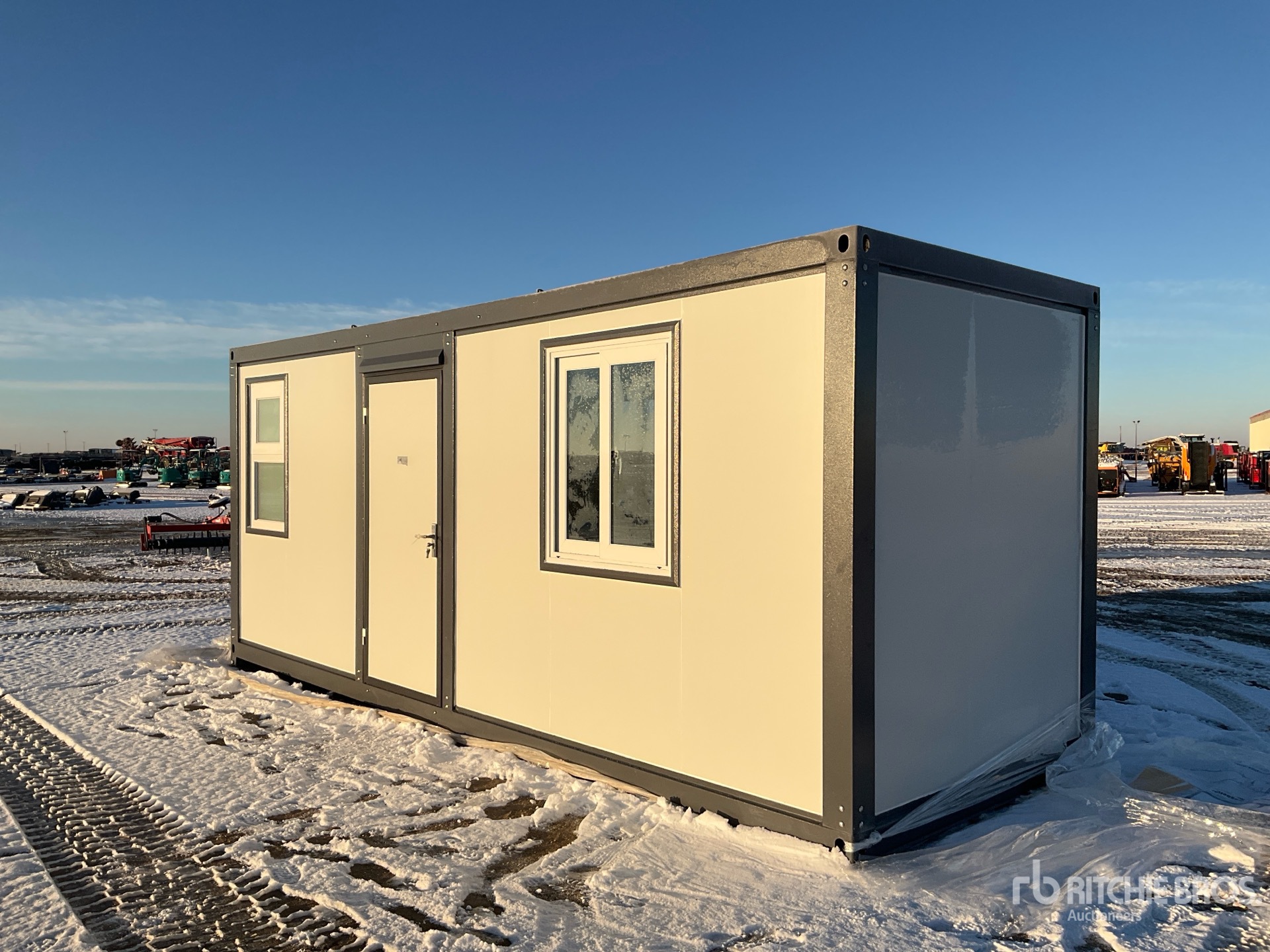 Aspect général with Image, coin avant gauche