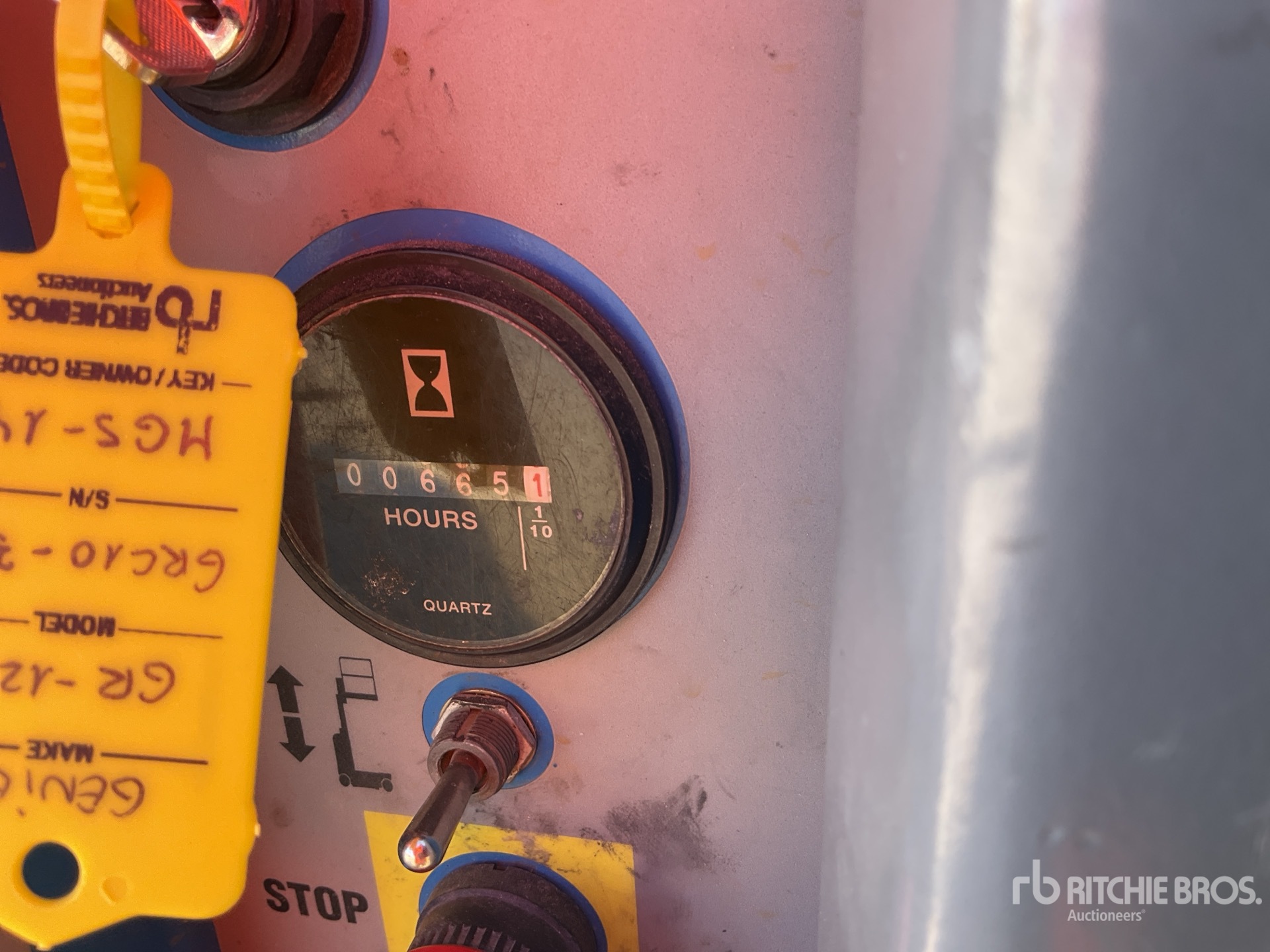 General Appearance with Hour Meter / Odometer