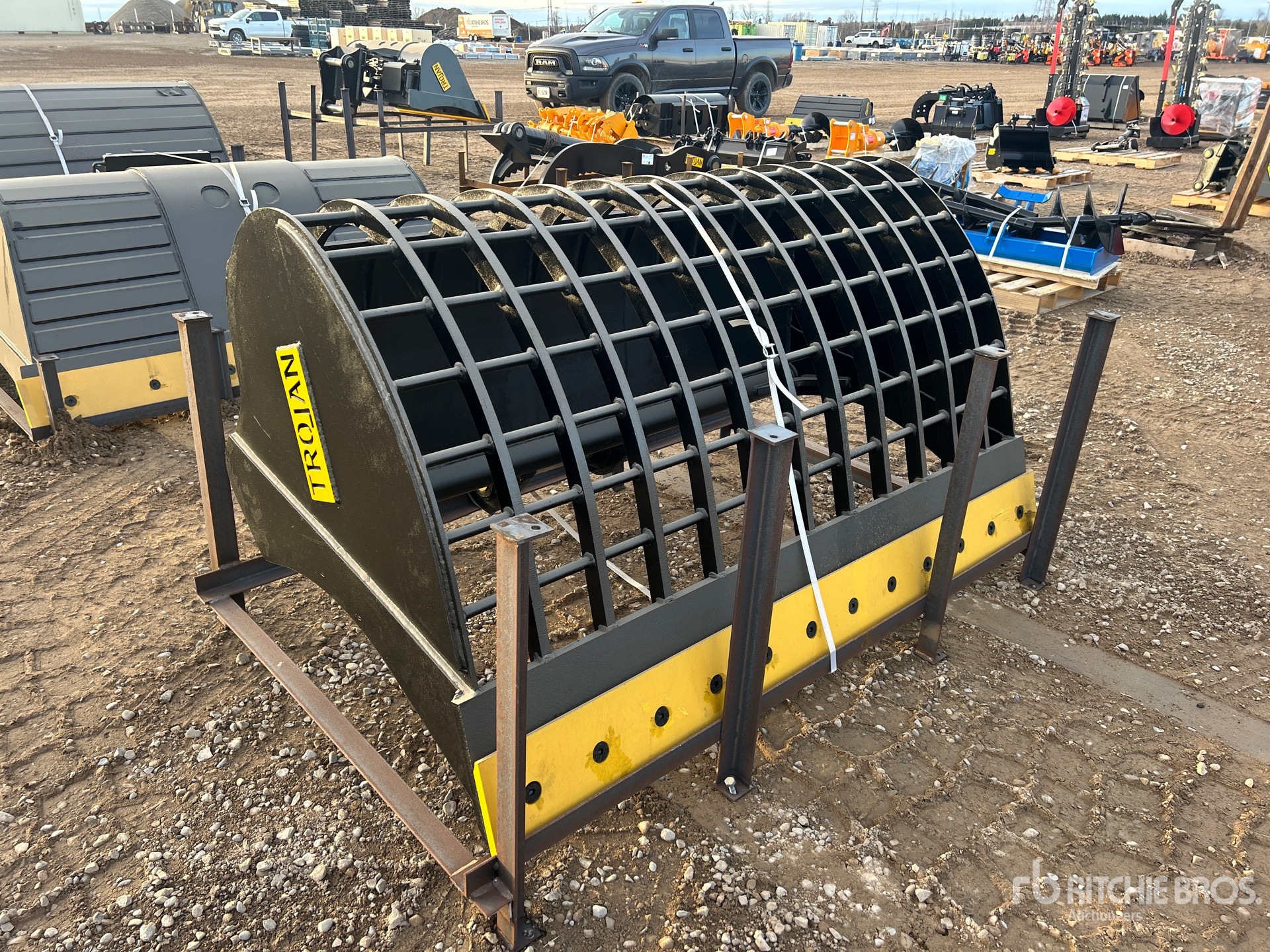 General Appearance with Picture, Right Front Corner