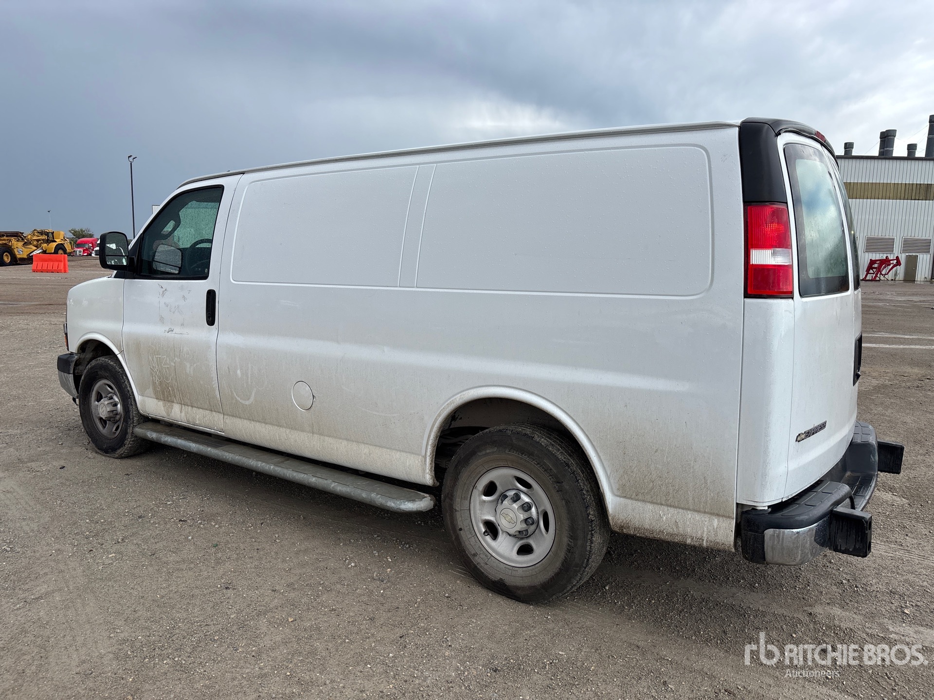 General Appearance with Picture, Left Rear Corner