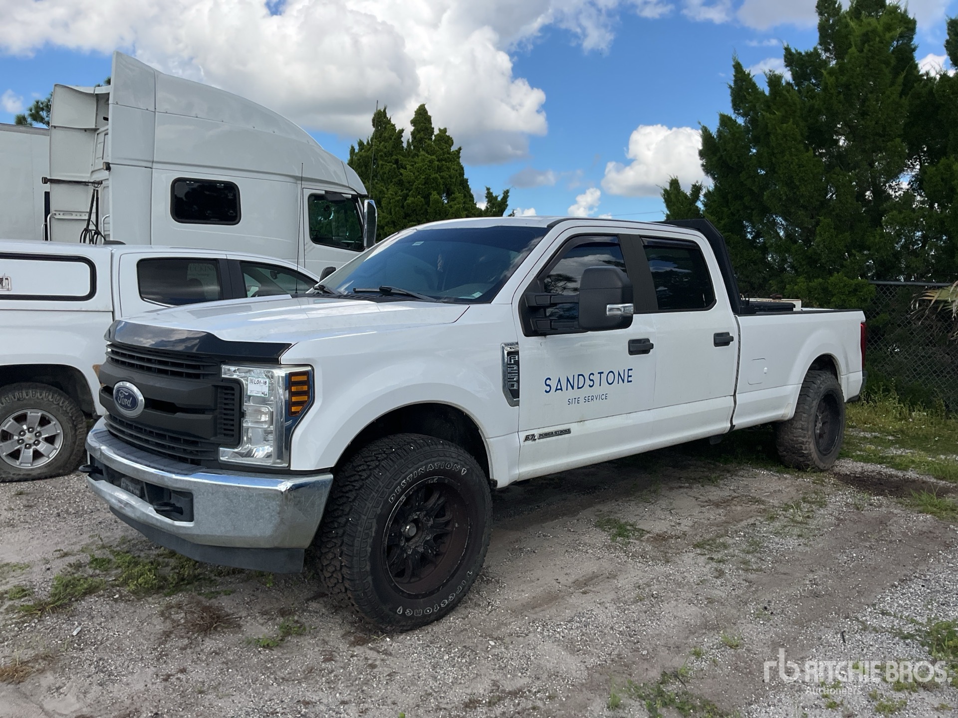 General Appearance with Featured Photo