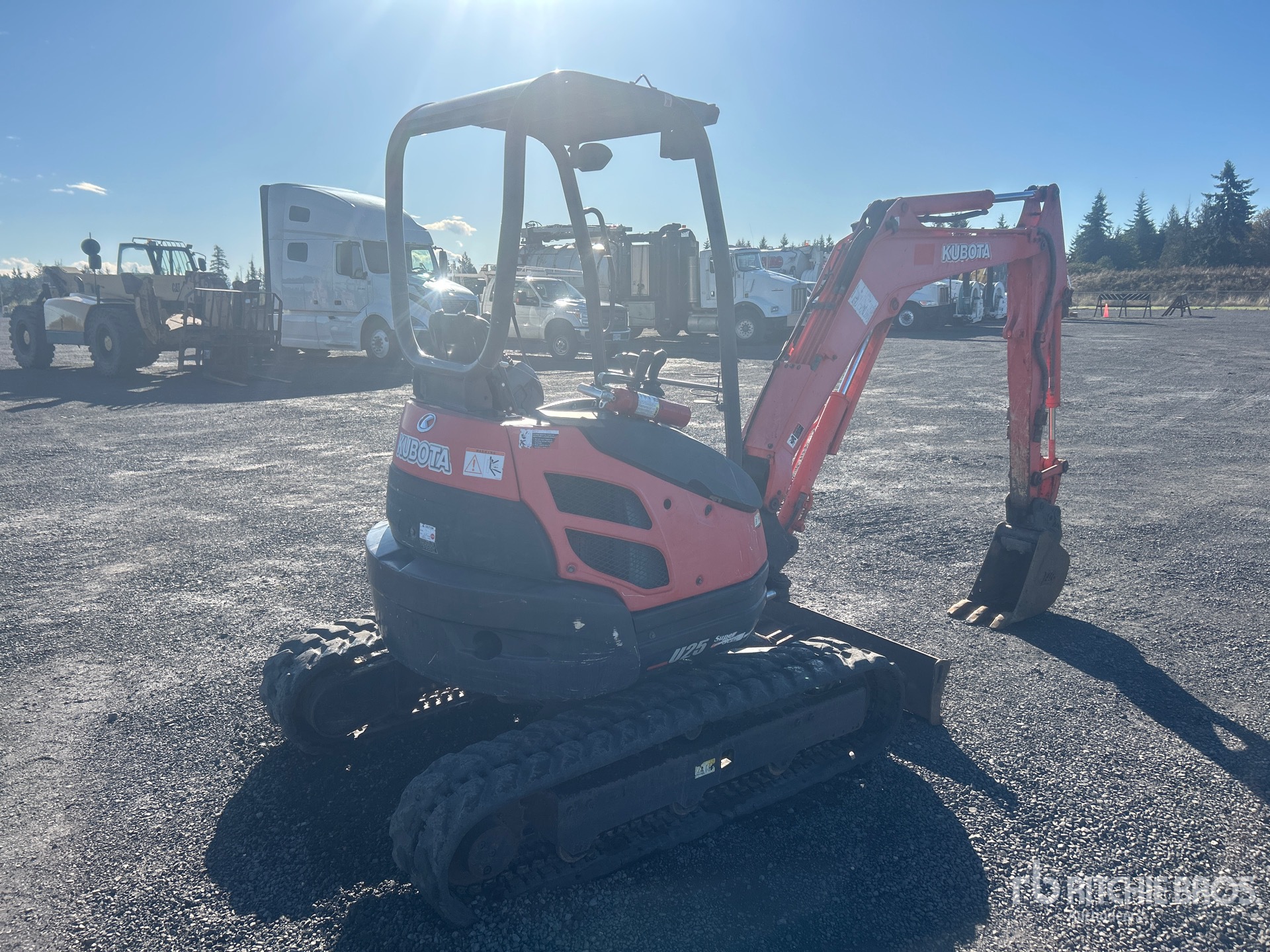 General Appearance with Picture, Right Rear Corner