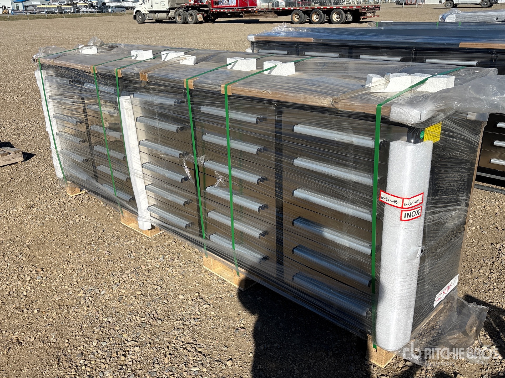 General Appearance with Picture, Left Front Corner