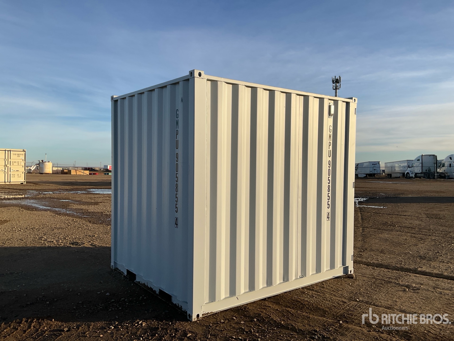 General Appearance with Picture, Right Rear Corner