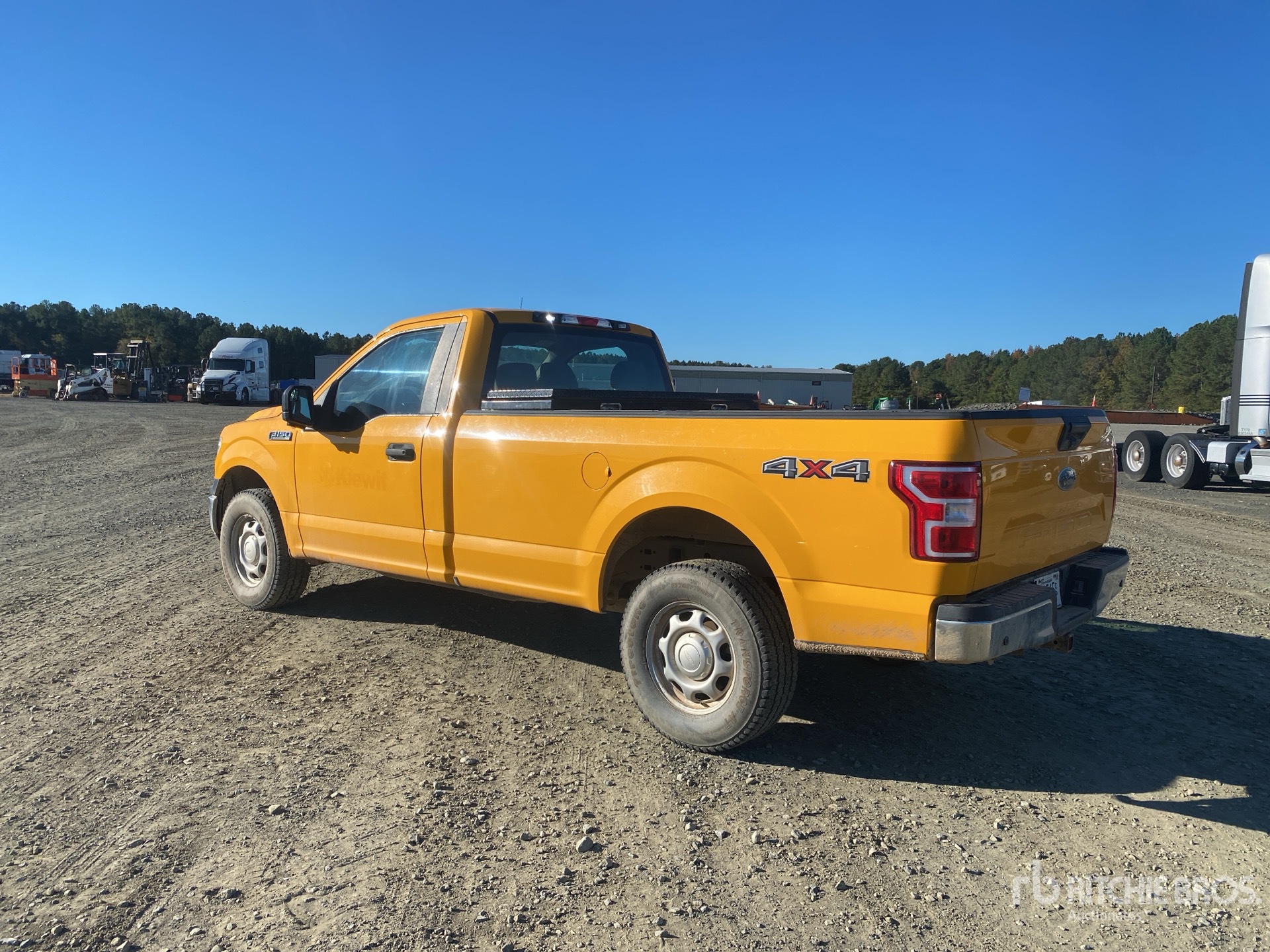 General Appearance with Picture, Left Rear Corner
