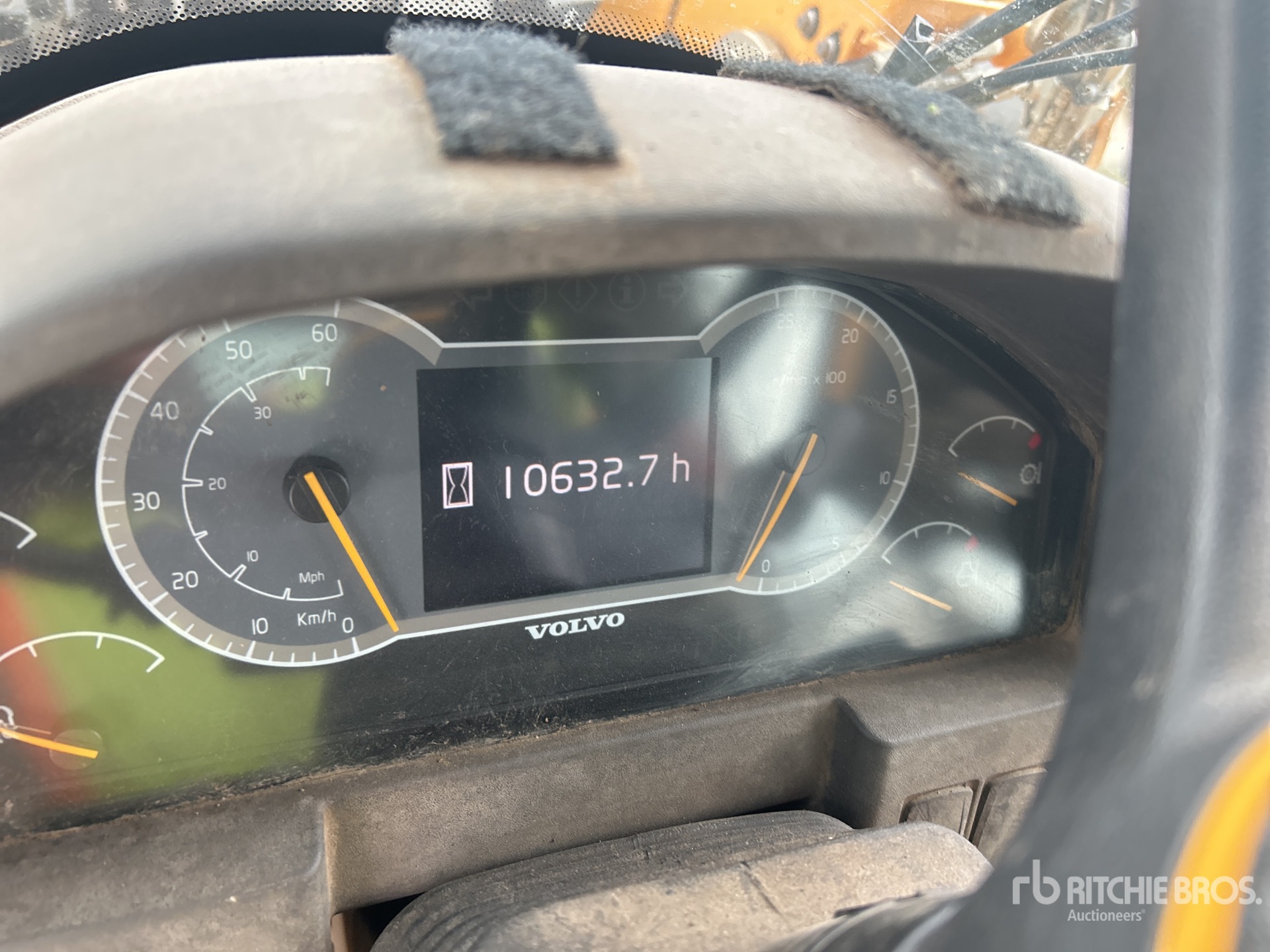 General Appearance with Hour Meter / Odometer