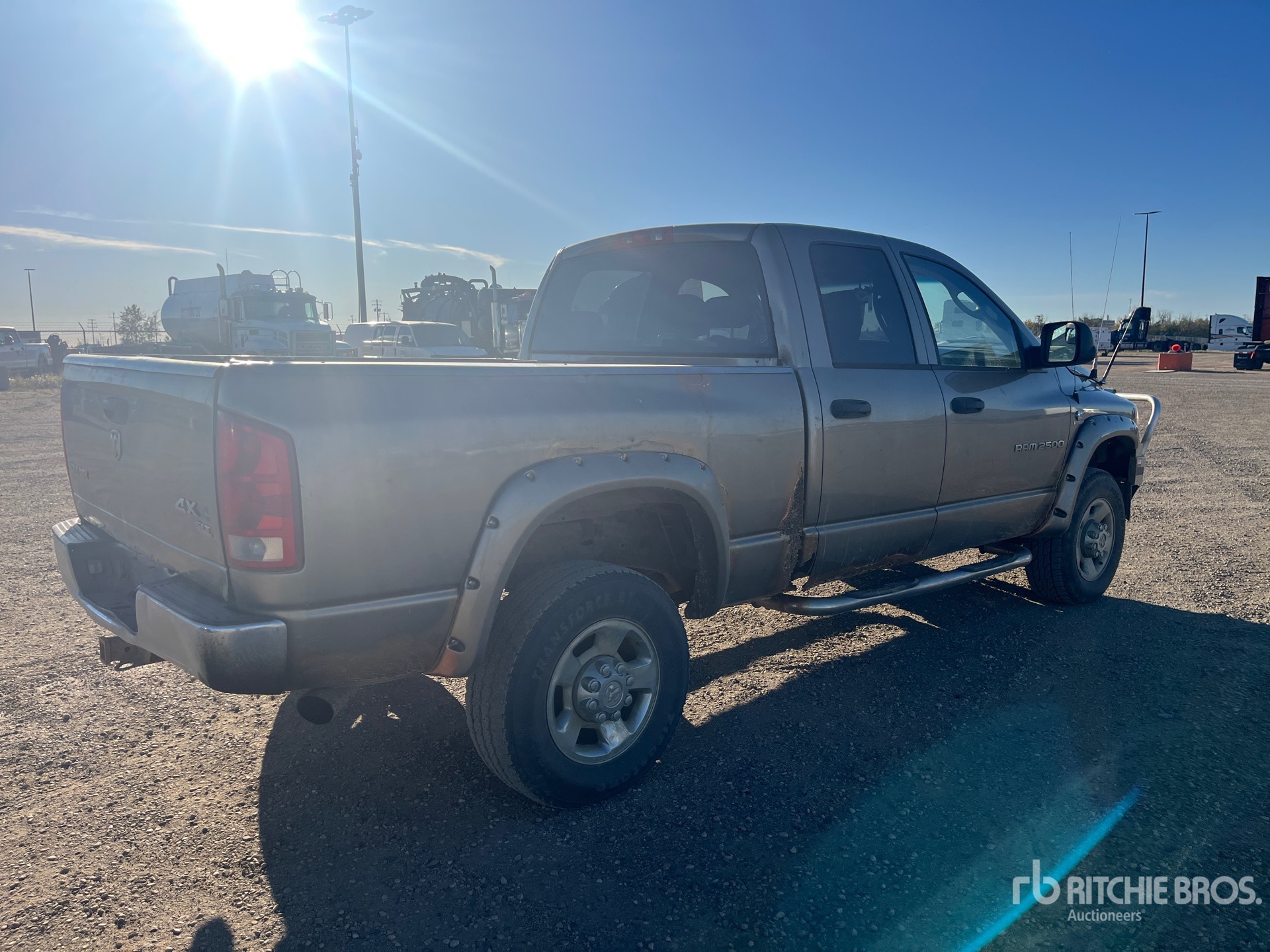 General Appearance with Picture, Right Rear Corner