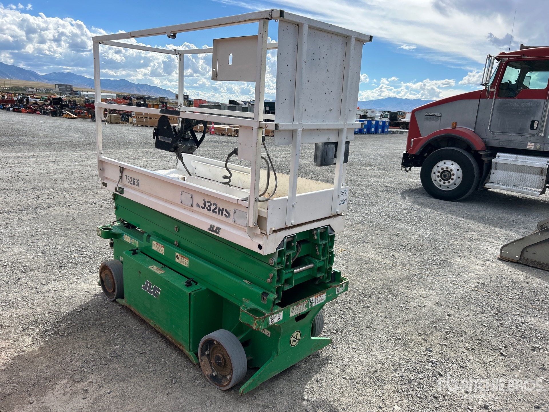 ELEVADOR TIJERA 2015 JLG 1932RS