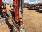 Hydraulics with Bucket Cylinder