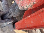 Chassis with Quick Coupler to Arms Pins
