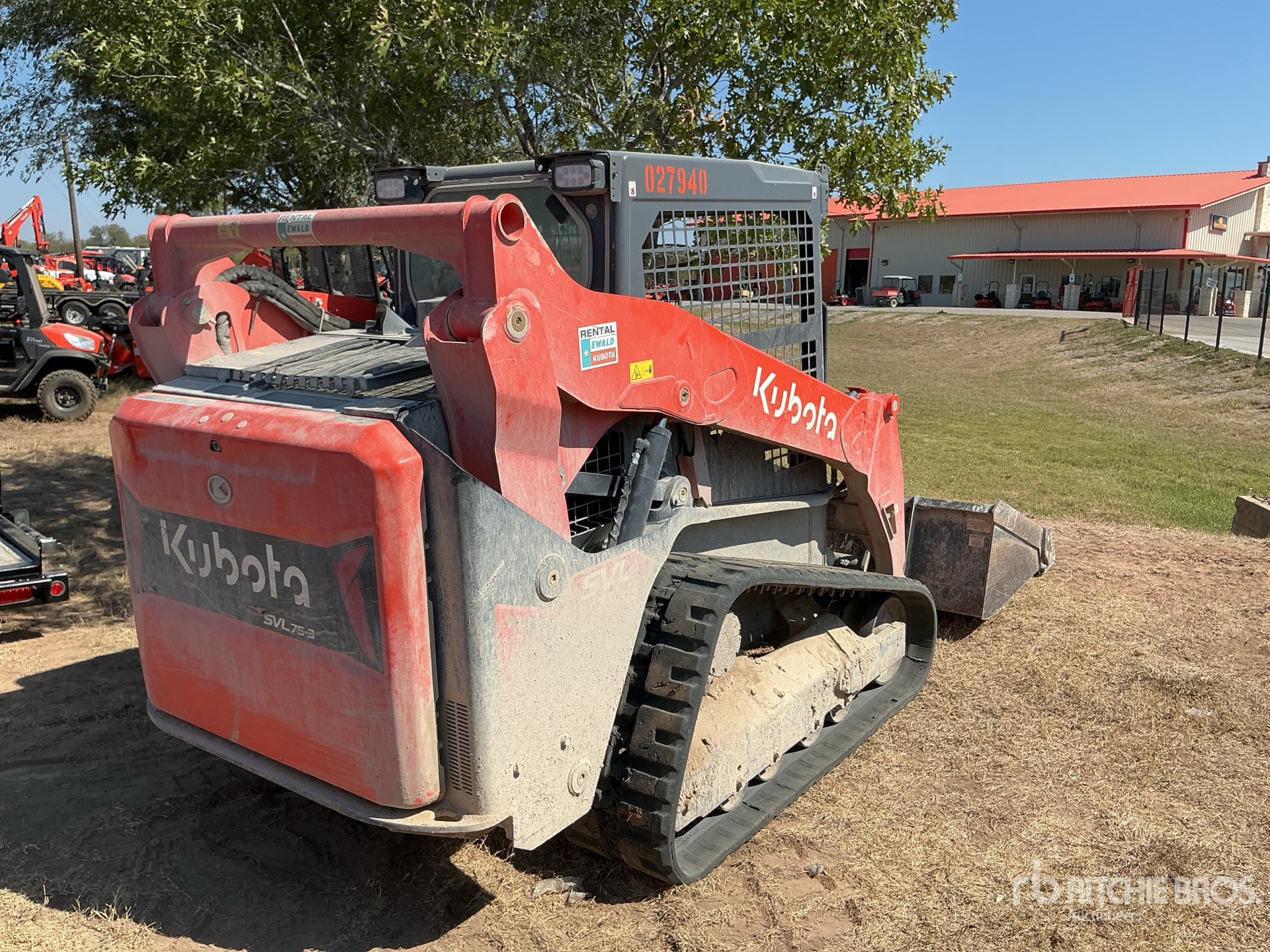 MINI CARGADOR SOBRE ORUGAS 2024 KUBOTA SVL753
