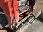 Chassis with Quick Coupler to Arms Pins