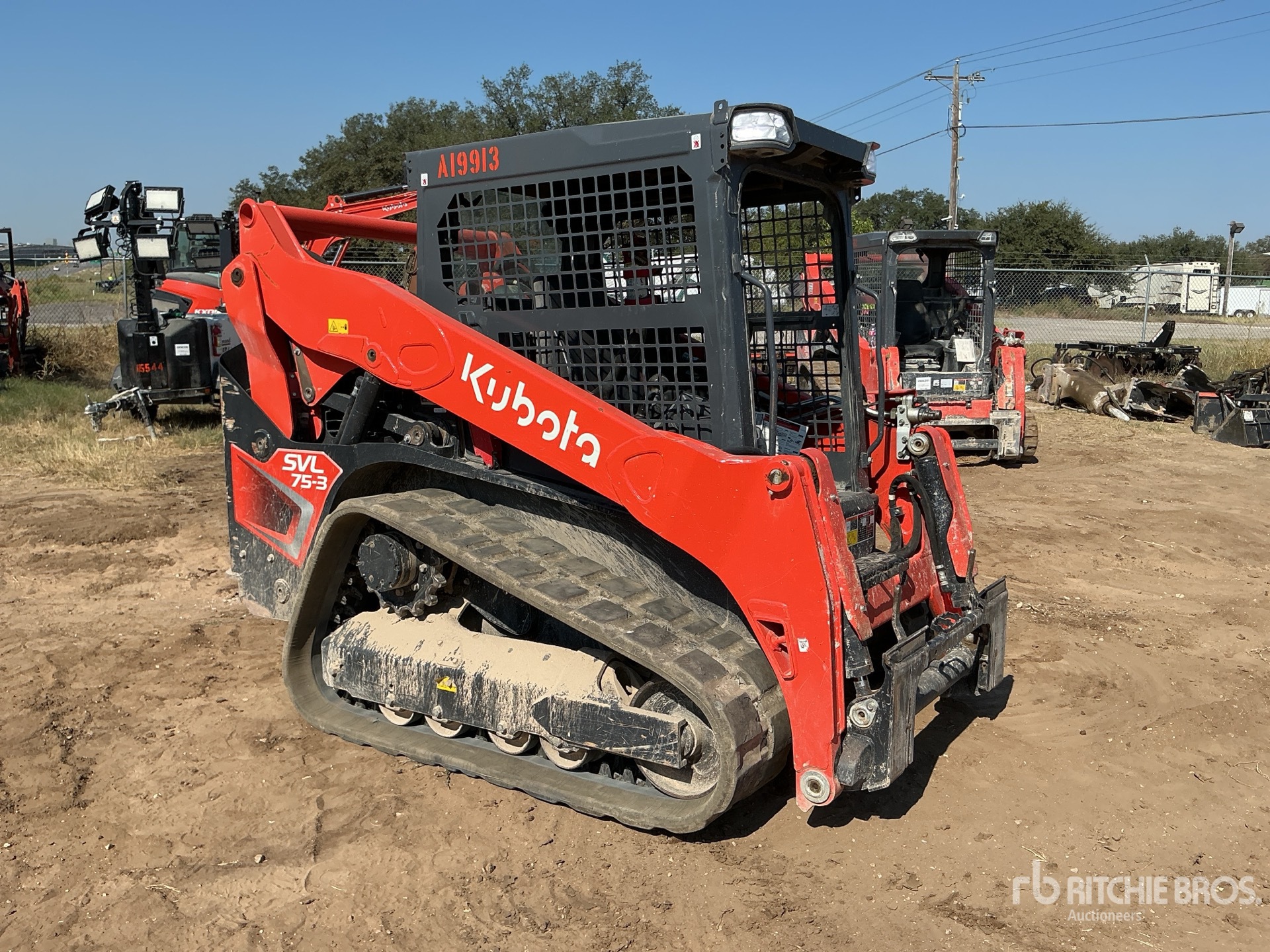 MINI CARGADOR SOBRE ORUGAS 2023 KUBOTA SVL753
